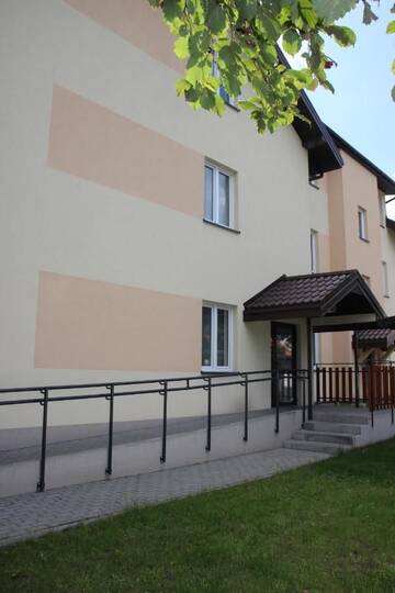Фото номера Люкс с 1 спальней Проживание в семье Fredry 8 г. Piastów 10